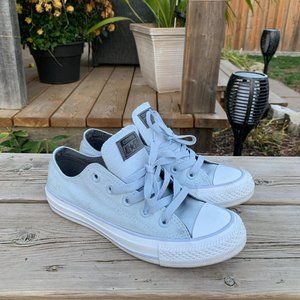 Chuck Taylor Converse Sneakers